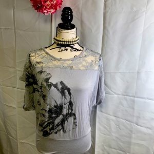 Cesem Flower & lace  detail blouse